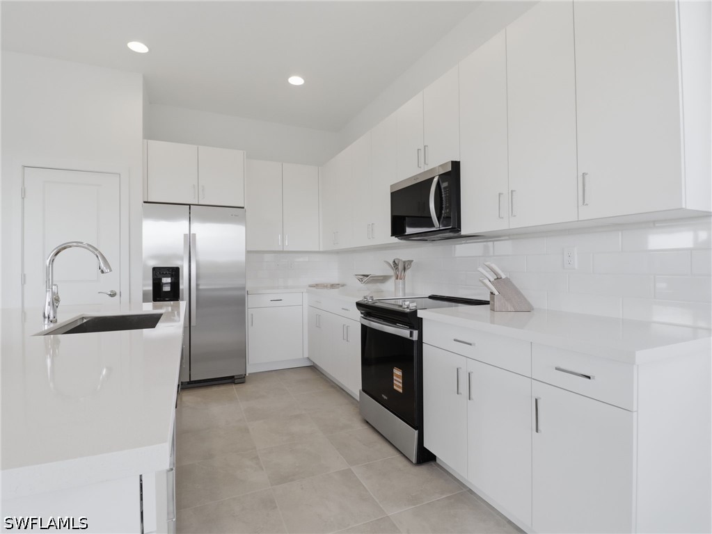 3 Bed SingleFamilyResidence for Sale in Silverwood, FL — photo 21
