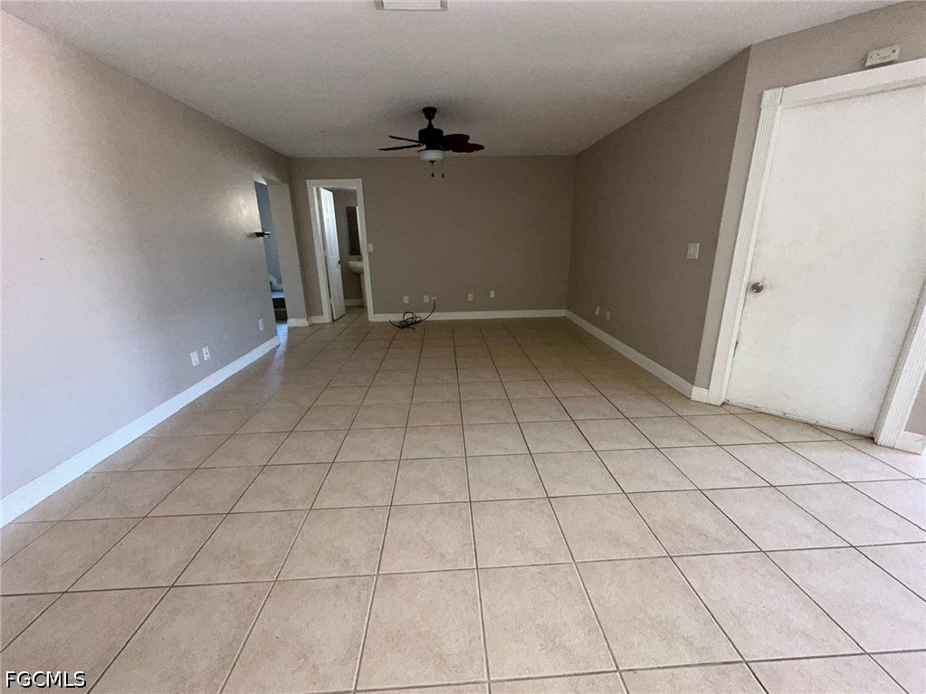 3 Bed SingleFamilyResidence for Sale in Cape Coral, photo 21