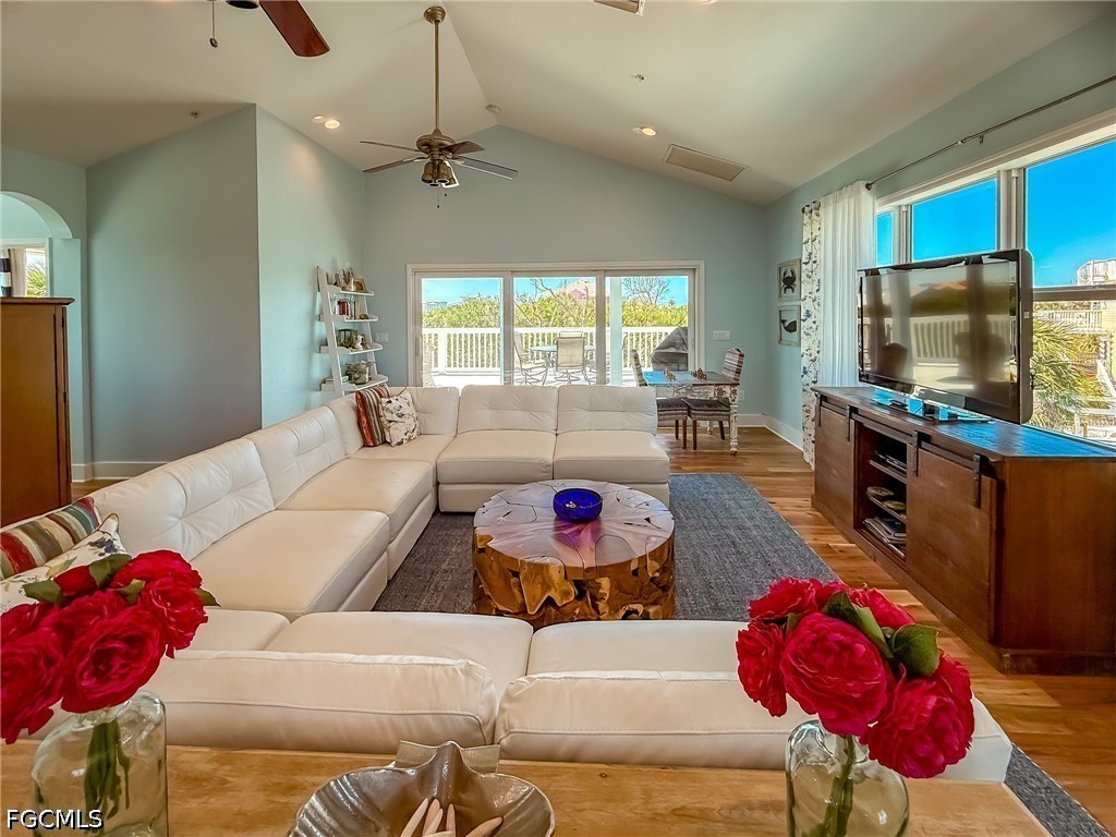 4 Bed Pool Home for Sale in Upper Captiva, photo 21