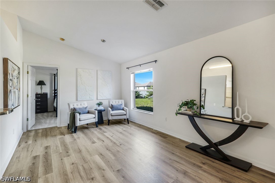 3 Bed SingleFamilyResidence for Sale in Cape Coral, photo 21