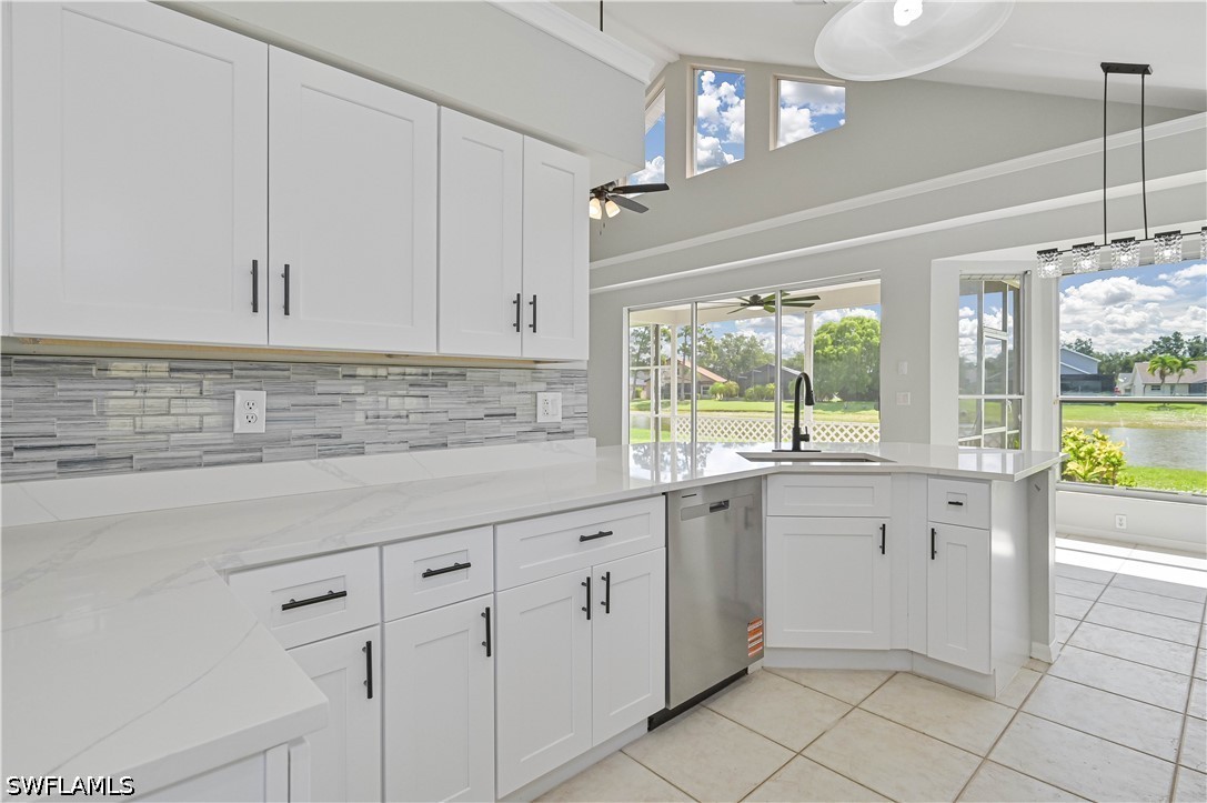 4 Bed Waterfront Home for Sale in Fort Myers, photo 21