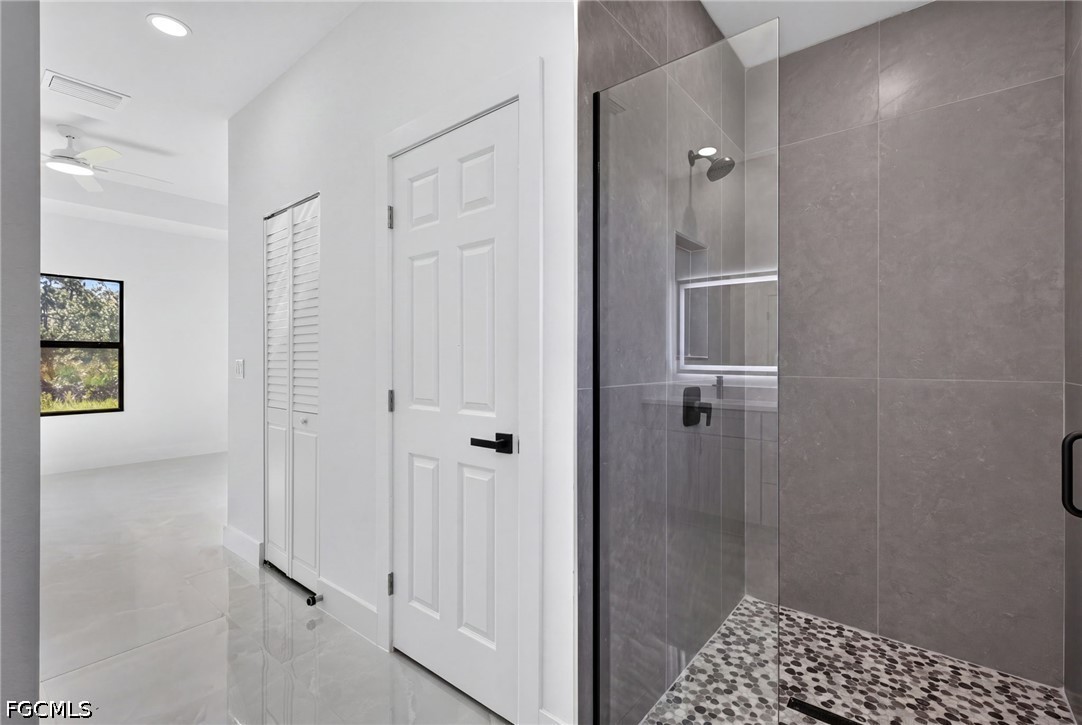 4 Bed SingleFamilyResidence for Sale in Lehigh Acres, photo 21