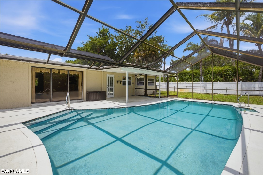 3 Bed Pool Home for Sale in Fort Myers Villas, photo 21