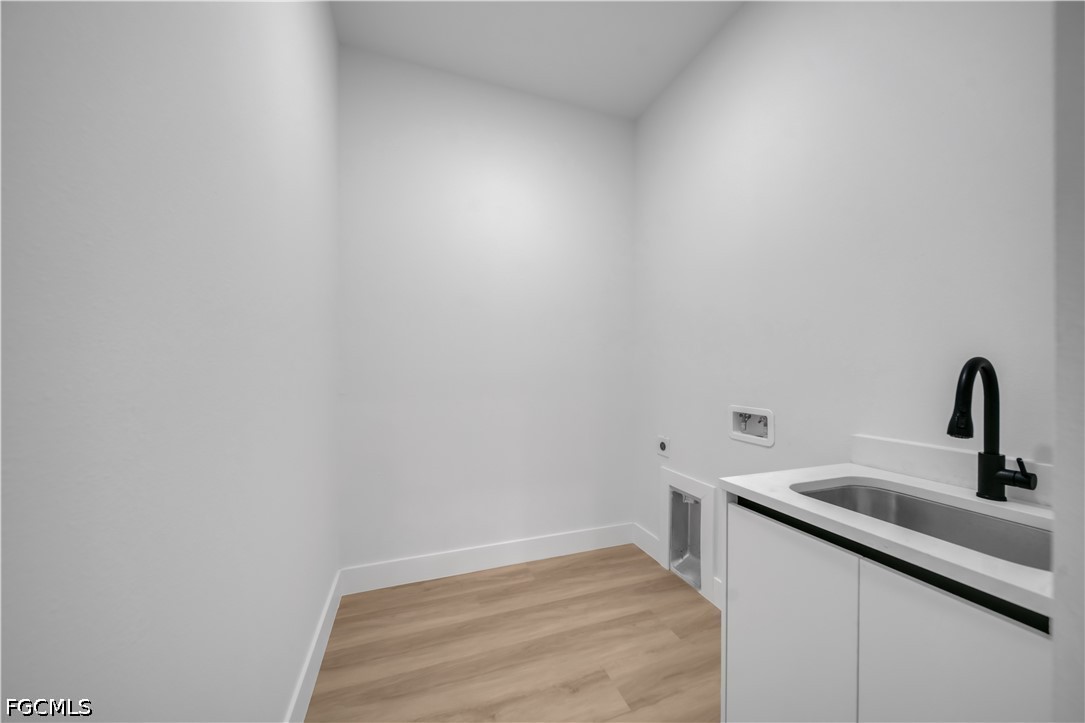 3 Bed Pool Home for Sale in Port Charlotte, photo 21