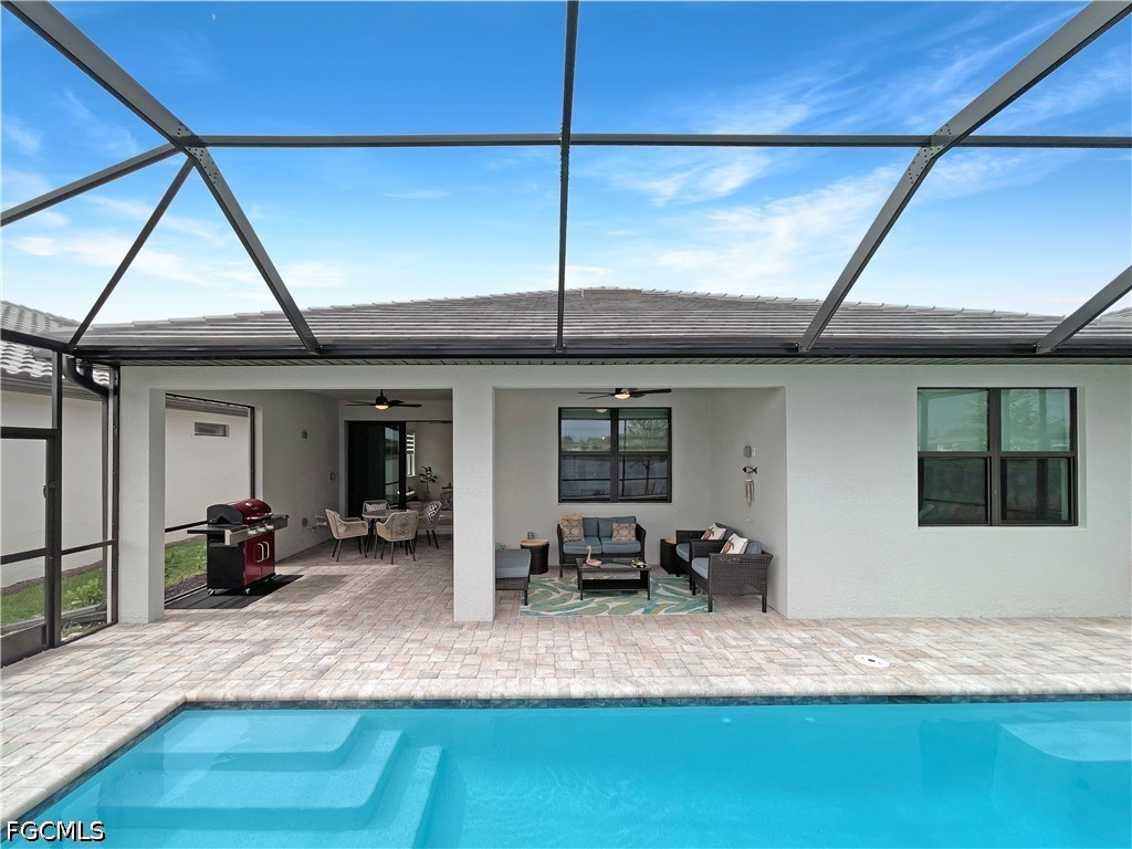 3 Bed Pool Home for Sale in Manatee Cove, FL, $7,500 — photo 21
