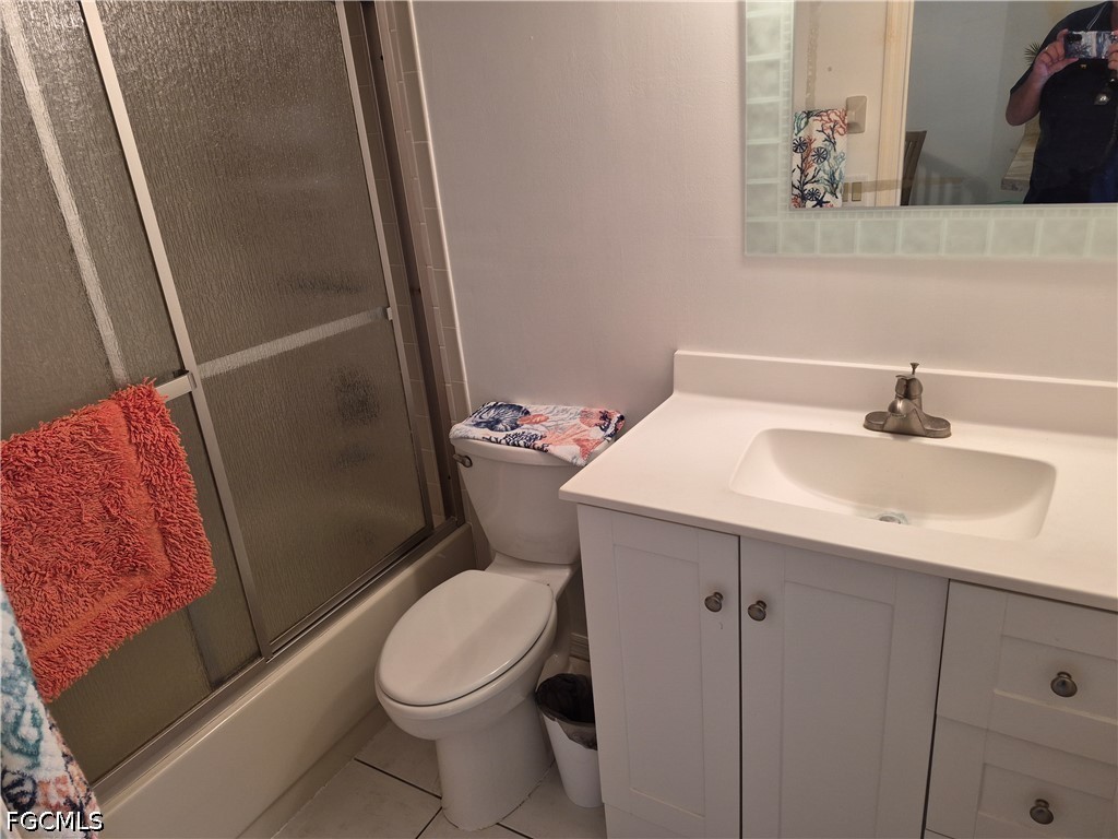 2 Bed Waterfront Home for Sale in Cape Coral, photo 21