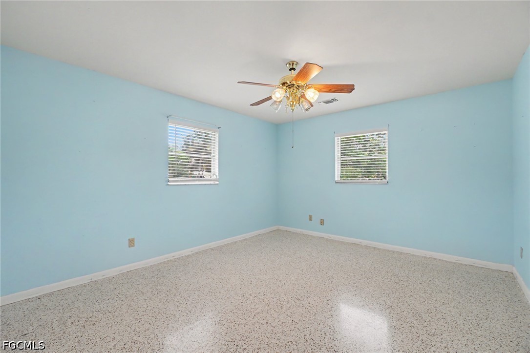 3 Bed SingleFamilyResidence for Sale in Bokeelia, photo 21