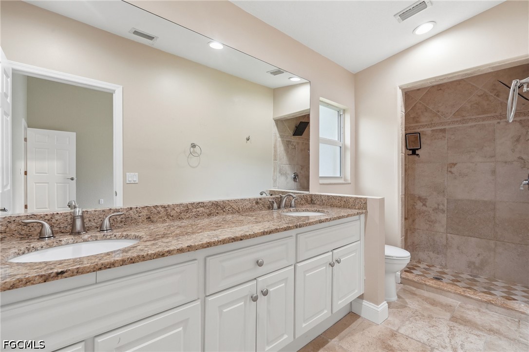 3 Bed SingleFamilyResidence for Sale in Naples, FL, $549,900 — photo 21