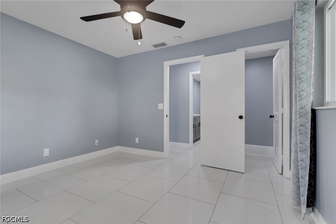 3 Bed SingleFamilyResidence for Sale in Cape Coral, photo 21
