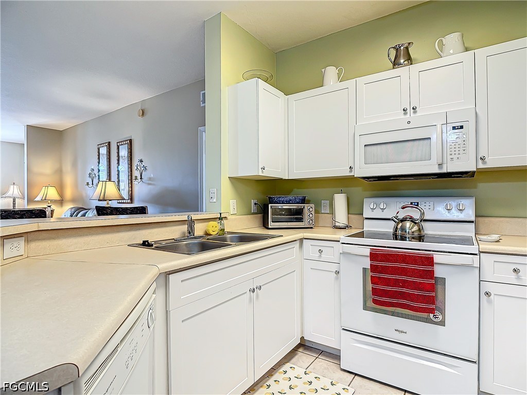 2 Bed Condominium for Sale in Fort Myers, FL — photo 21