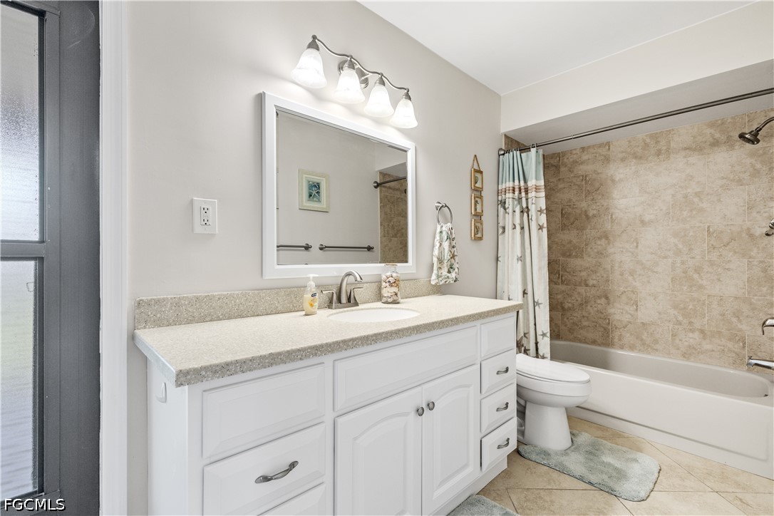 3 Bed SingleFamilyResidence for Sale in Cape Coral, FL — photo 21