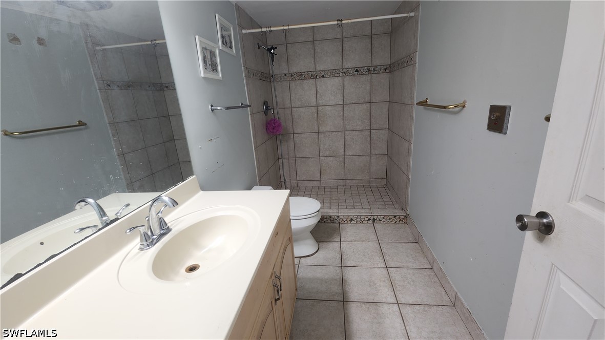 3 Bed Waterfront Home for Sale in Marco Island, FL — photo 21