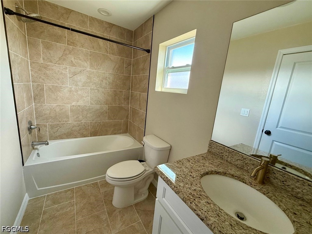 3 Bed SingleFamilyResidence for Sale in Labelle, FL — photo 21