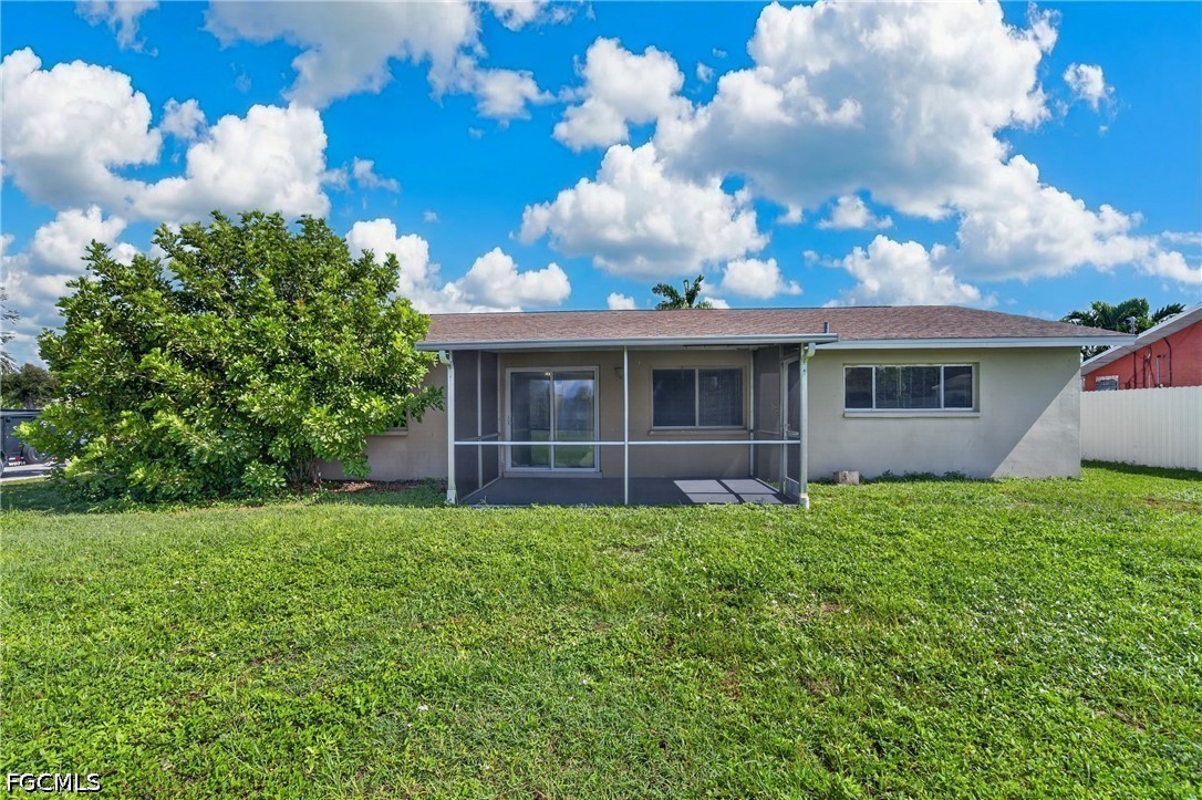 2 Bed Waterfront Home for Sale in Cape Coral, photo 21
