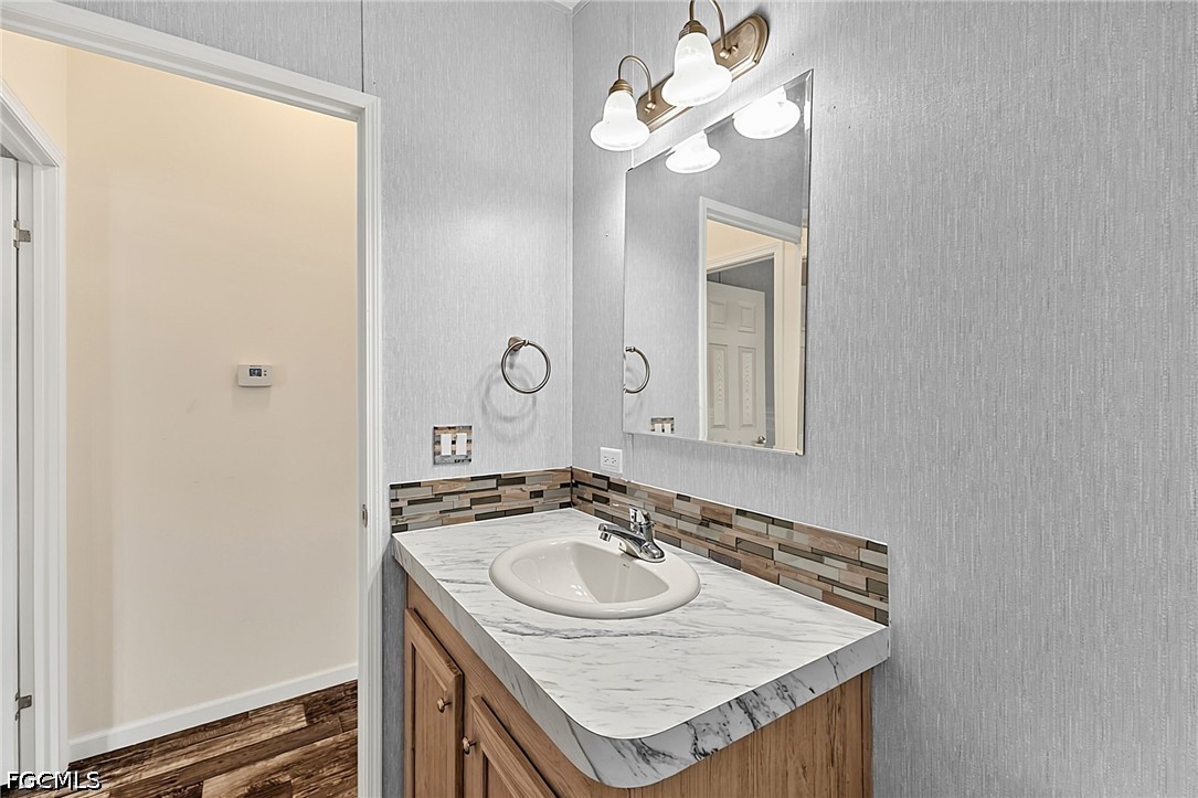 3 Bed ManufacturedHome for Sale in Springwood, FL, $160,000 — photo 21
