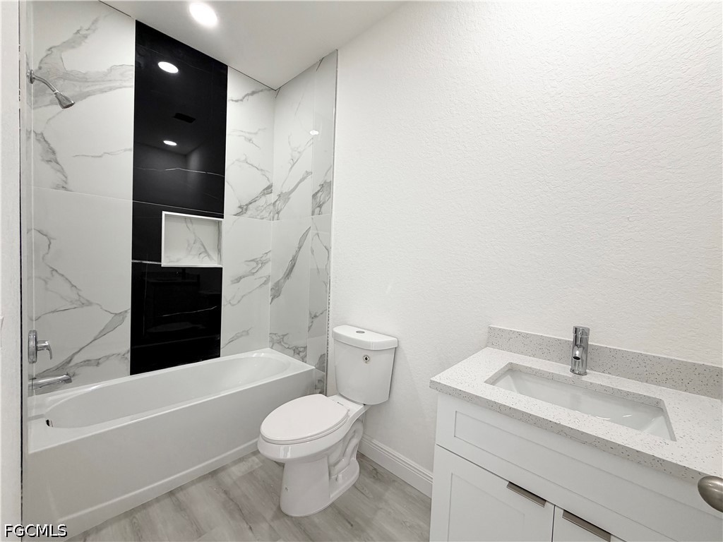 4 Bed SingleFamilyResidence for Sale in Port Labelle, FL — photo 21