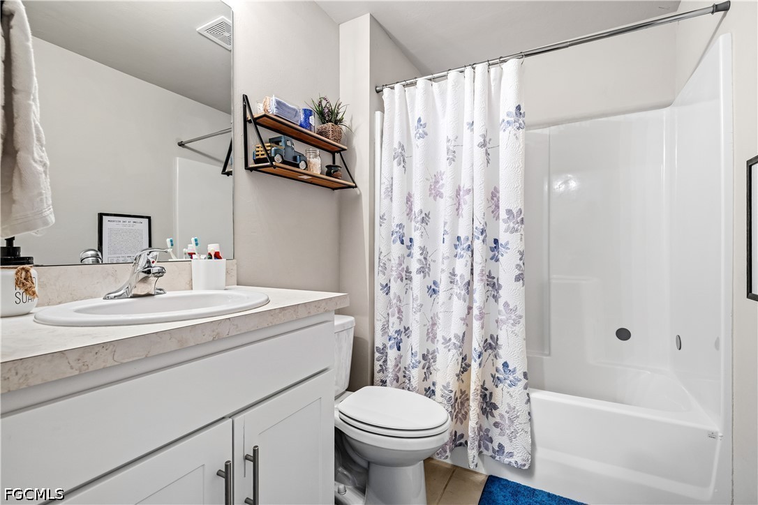 4 Bed SingleFamilyResidence for Sale in Cape Coral, FL — photo 21