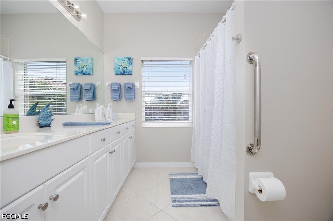 3 Bed Waterfront Home for Sale in Fort Myers, FL, $3,000 — photo 21