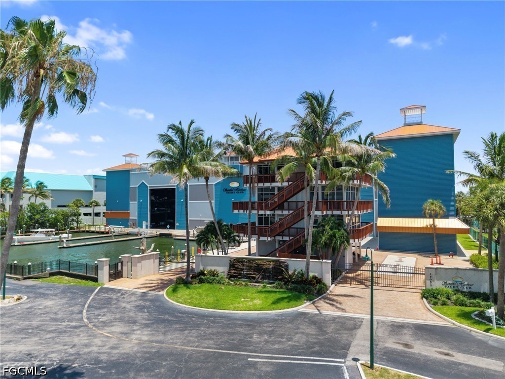 2 Bed Waterfront Home for Sale in Punta Rassa, FL, $599,000 — photo 21