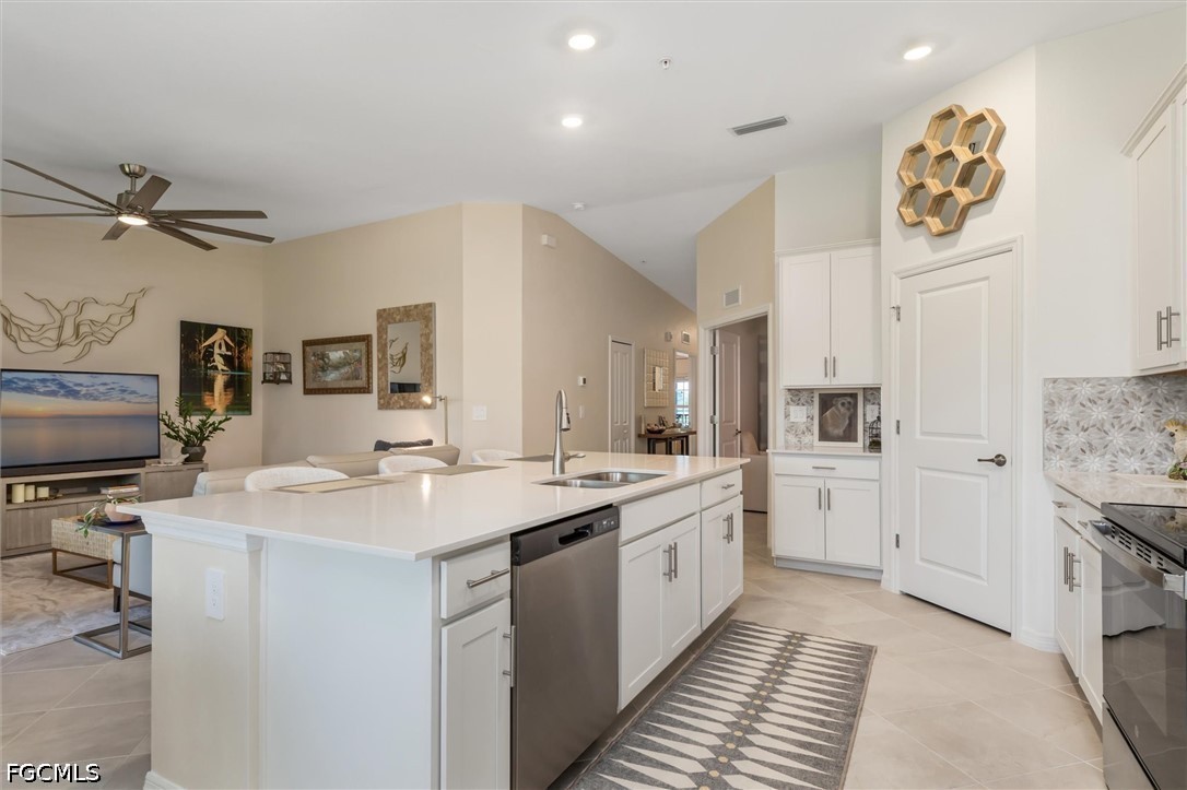 2 Bed Condominium for Sale in Punta Gorda, FL, $279,900 — photo 21