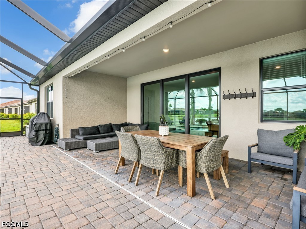 3 Bed Pool Home for Sale in Verdana Village, photo 21