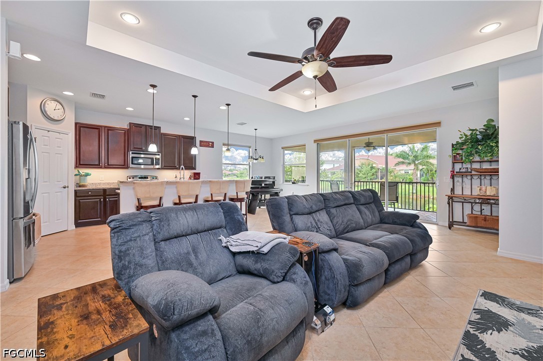 4 Bed Waterfront Home for Sale in Banyan Bay, FL, $394,000 — photo 21