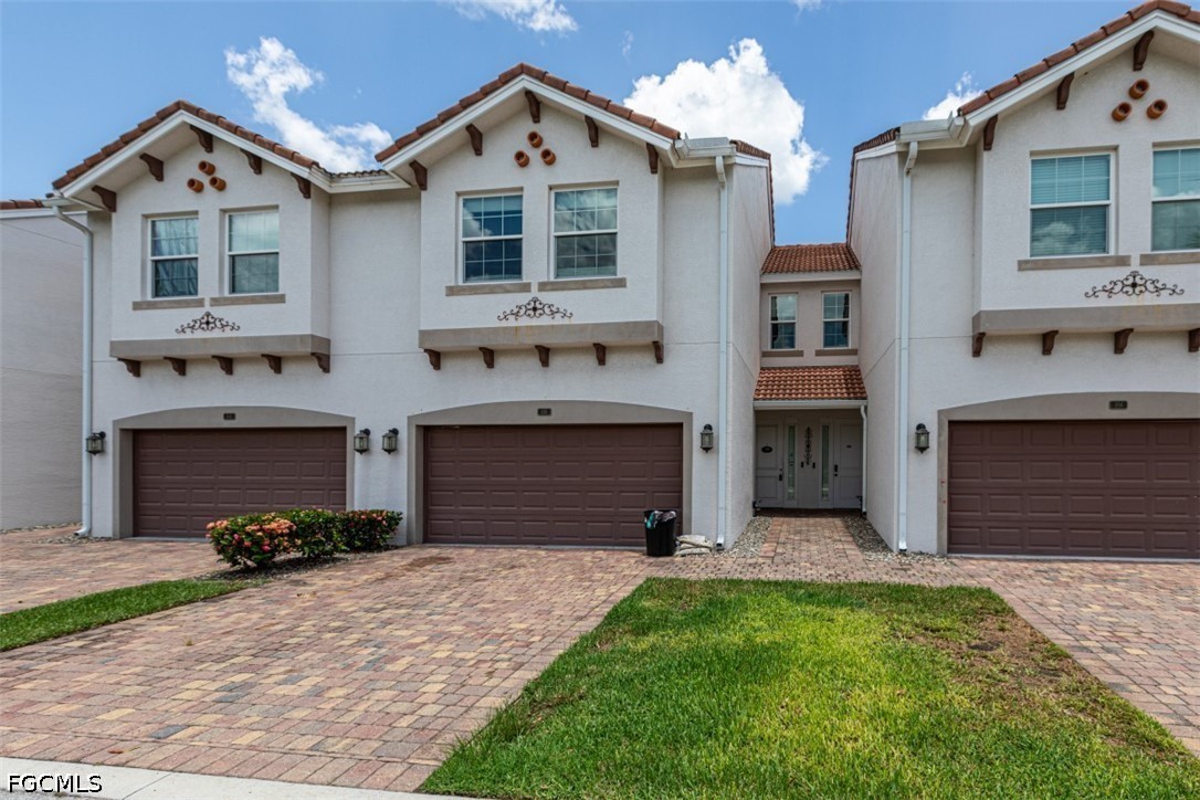 3 Bed Townhouse for Sale in Greenwood Villas, FL, $289,990 — photo 21