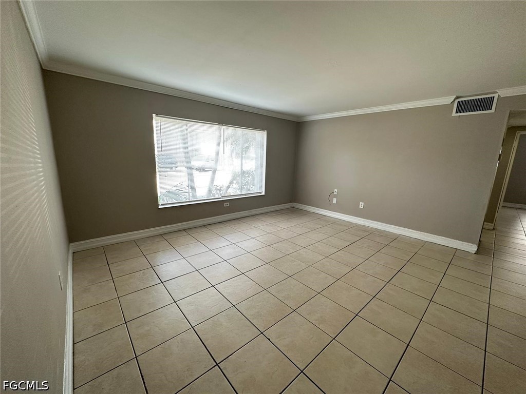 2 Bed Condominium for Sale in Green Tee Village, FL, $1,200 — photo 21