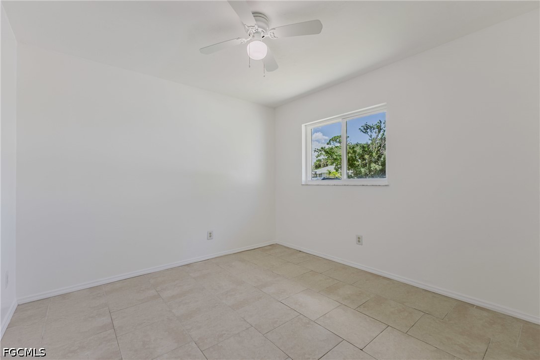 2 Bed Attached for Sale in Pinewood Villas, FL, $160,000 — photo 21