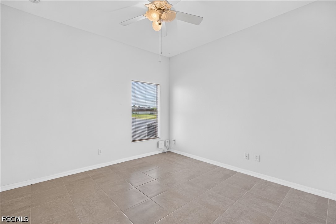3 Bed Pool Home for Sale in Cape Coral, photo 21