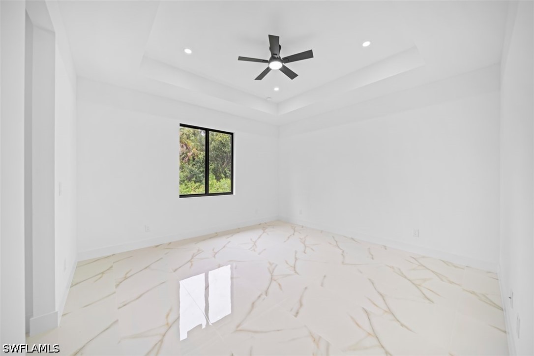 4 Bed SingleFamilyResidence for Sale in 900 Building, FL — photo 21