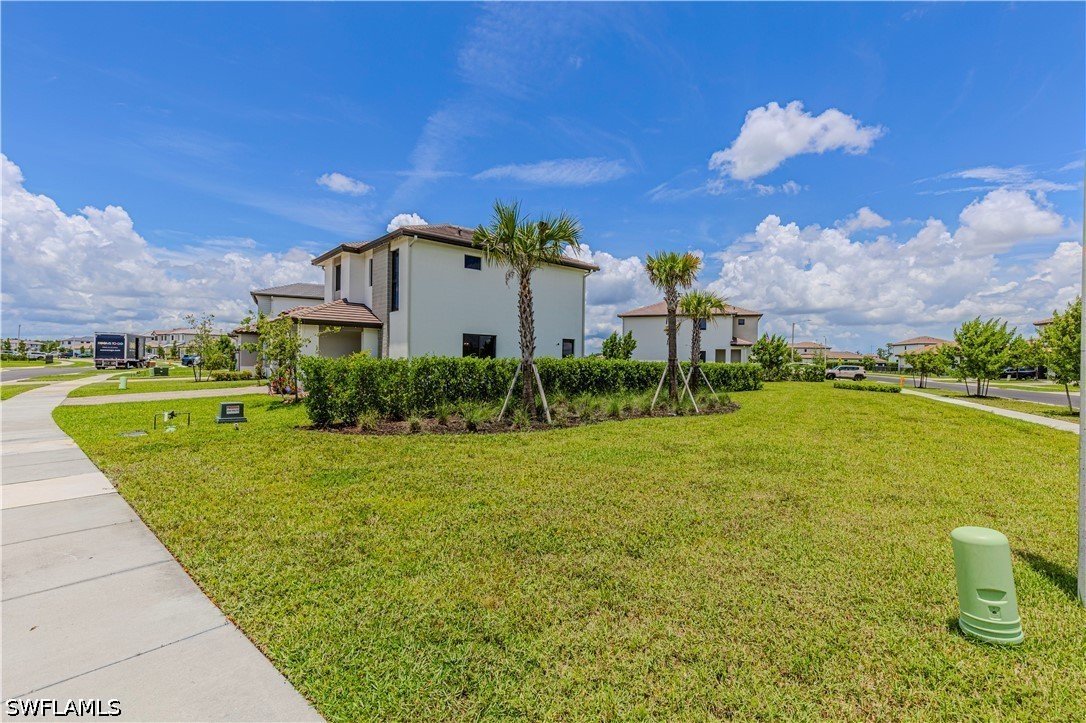 3 Bed SingleFamilyResidence for Sale in Silverwood, FL — photo 21