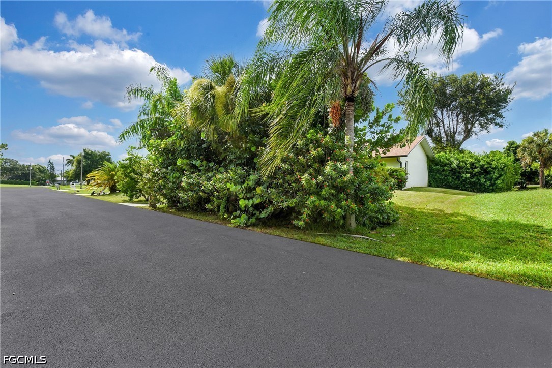 2 Bed SingleFamilyResidence for Sale in Lehigh Acres, photo 21