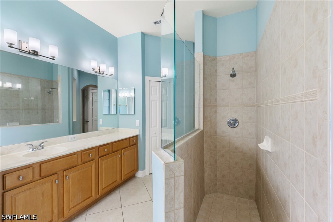 4 Bed Pool Home for Sale in Wilshire Lakes, photo 21