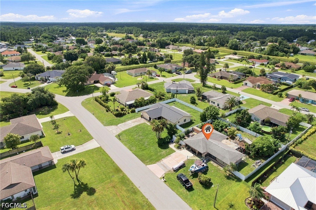 2 Bed Pool Home for Sale in Lehigh Acres, photo 21