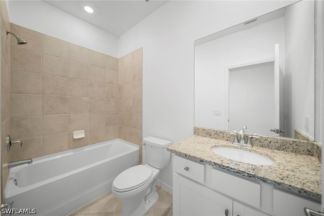4 Bed SingleFamilyResidence for Sale in Portico, photo 21