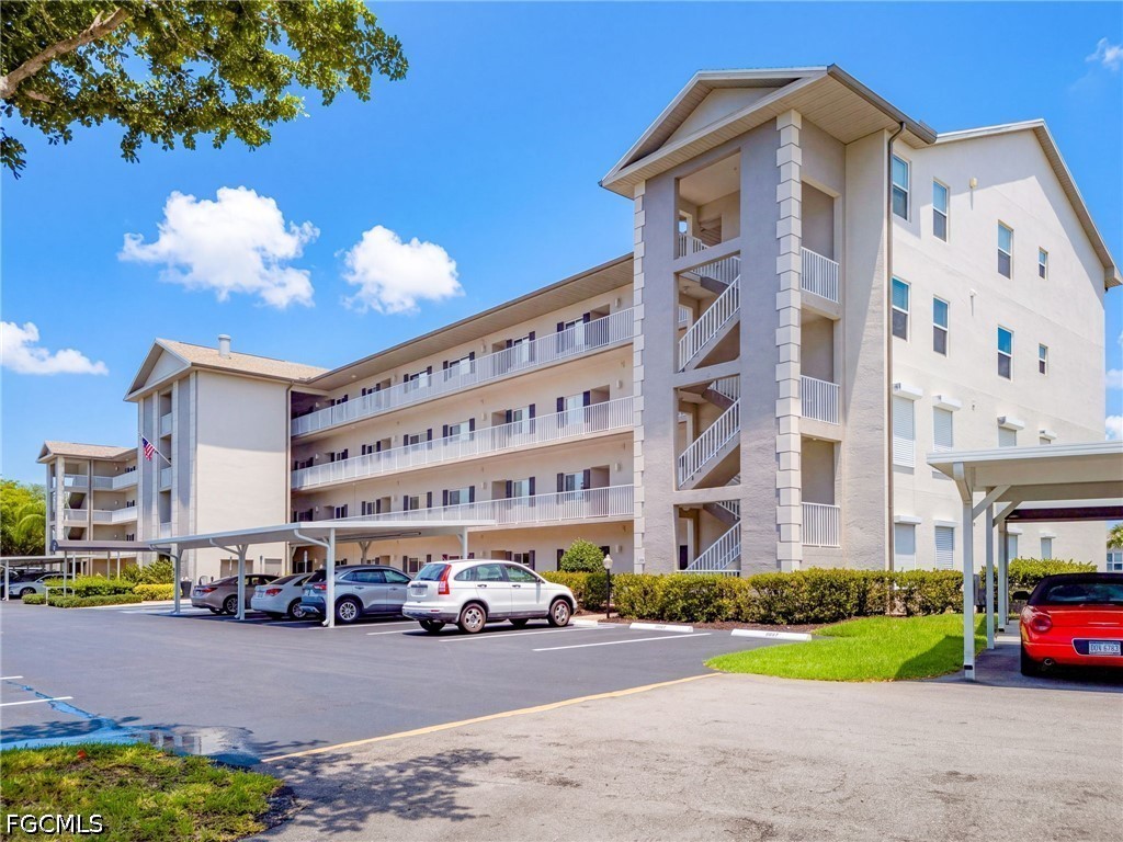 2 Bed Condominium for Sale in Fort Myers, photo 21