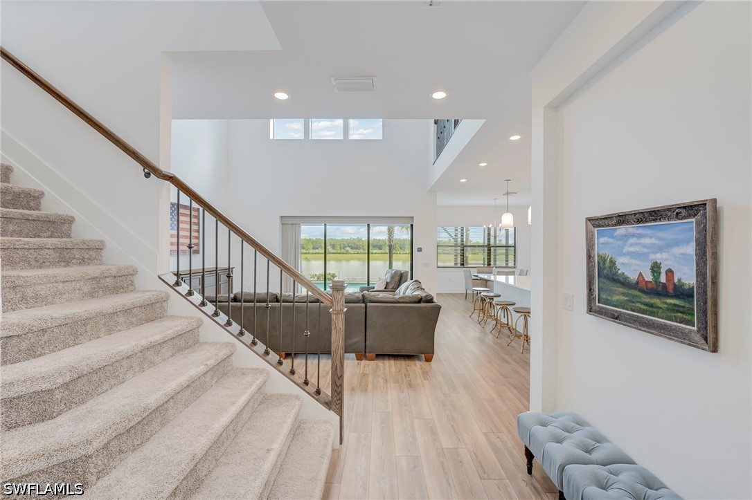 5 Bed Pool Home for Sale in Avalon Park, photo 21
