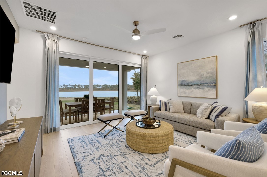 3 Bed SingleFamilyResidence for Sale in Creekside Run, photo 21