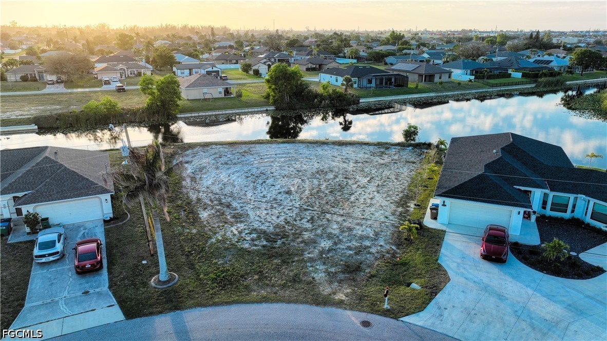 Waterfront Home for Sale in Cape Coral, photo 21