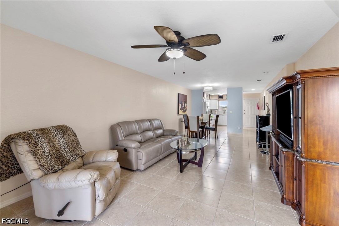 2 Bed Condominium for Sale in Cape Coral, photo 21