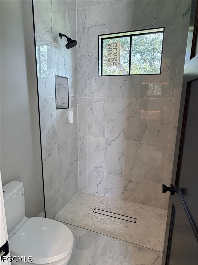5 Bed Pool Home for Sale in Fort Myers, photo 21