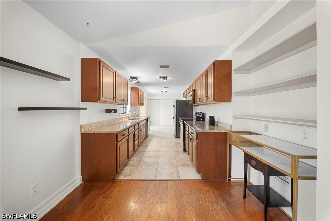 3 Bed SingleFamilyResidence for Sale in Naples, photo 21