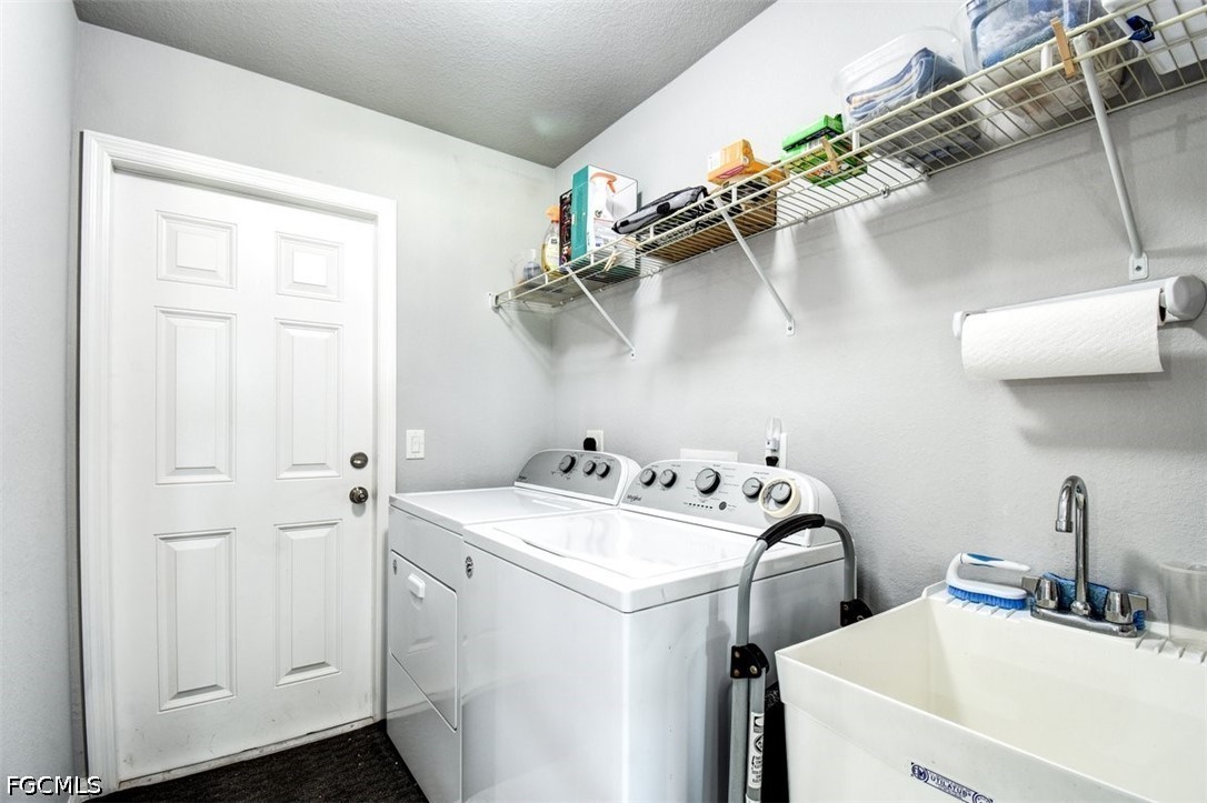 4 Bed SingleFamilyResidence for Sale in Cape Coral, photo 21