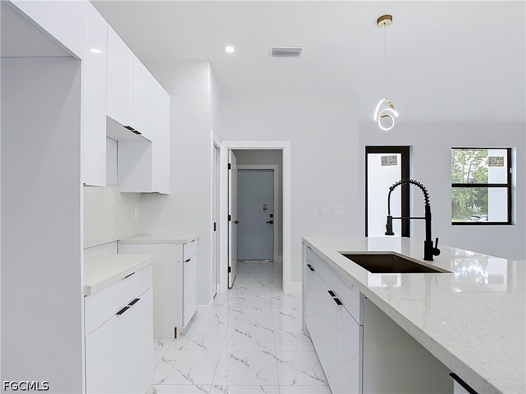 3 Bed SingleFamilyResidence for Sale in Lehigh Acres, photo 21