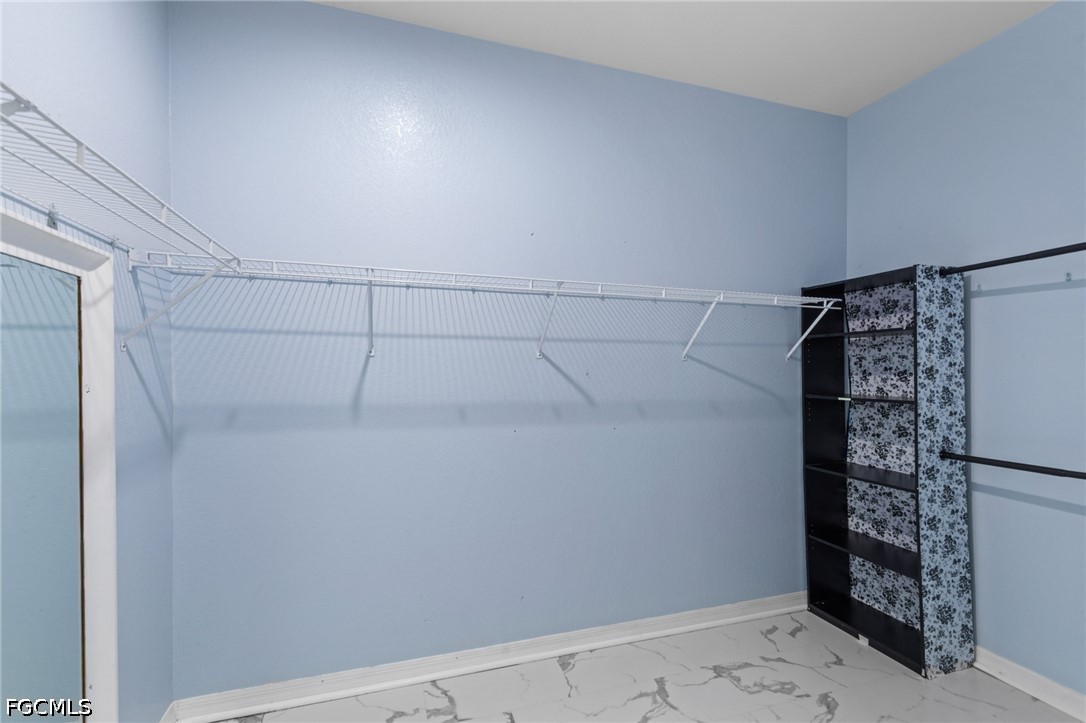 3 Bed SingleFamilyResidence for Sale in Cape Coral, photo 21