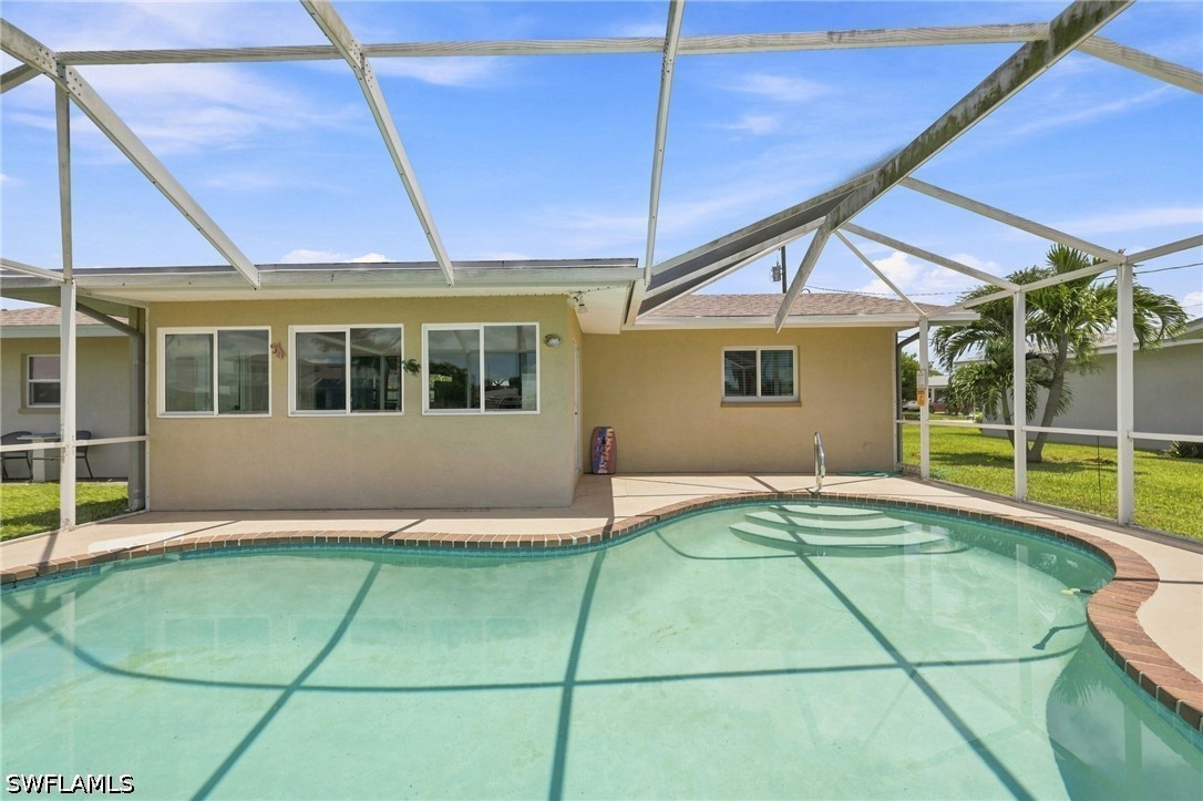 2 Bed Pool Home for Sale in Cape Coral, photo 21