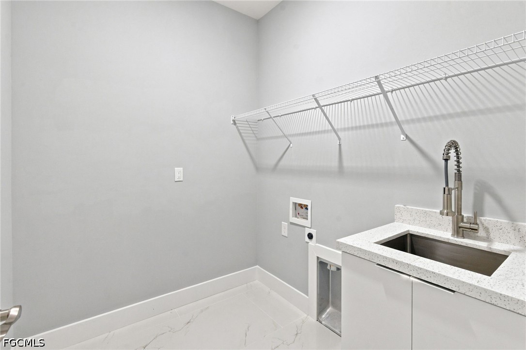 3 Bed SingleFamilyResidence for Sale in Lehigh Acres, photo 21