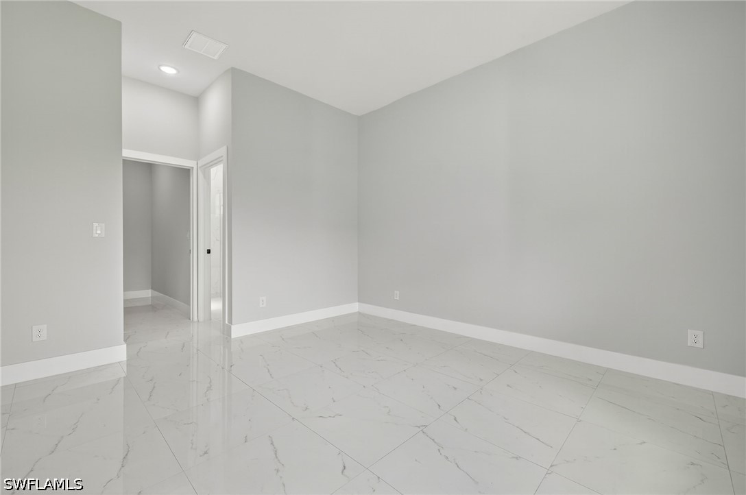 4 Bed SingleFamilyResidence for Sale in Lehigh Acres, photo 21