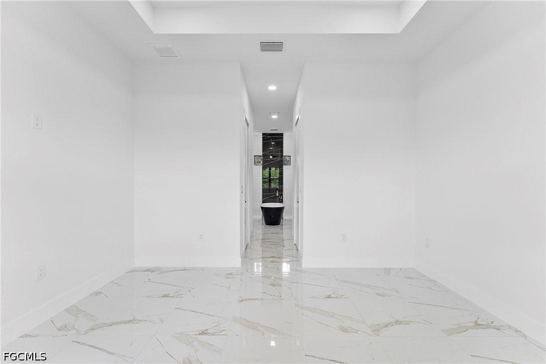 4 Bed SingleFamilyResidence for Sale in Lehigh Acres, photo 21